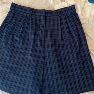IZOD Club blue plaid shorts sz: 16